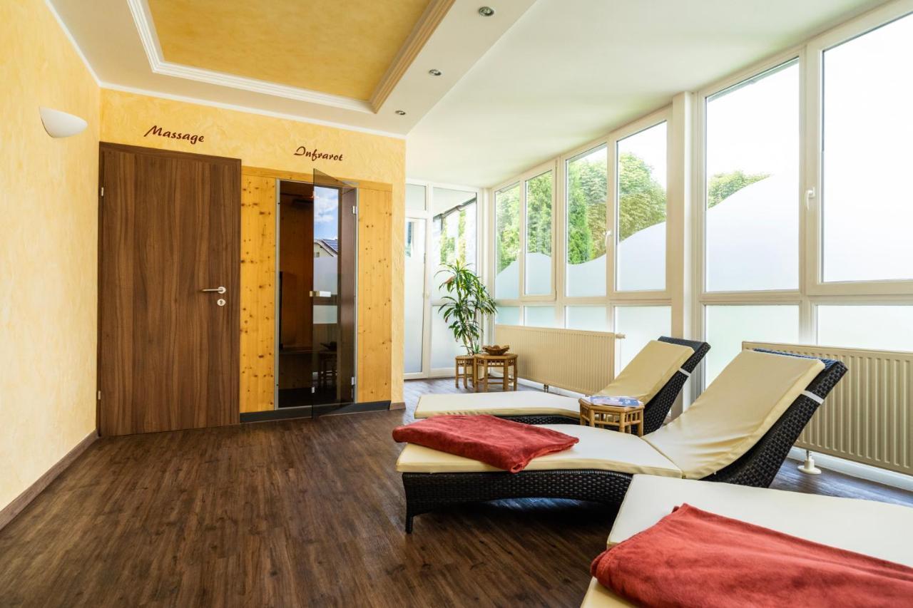 Hotel Alte Post Feld am See Extérieur photo